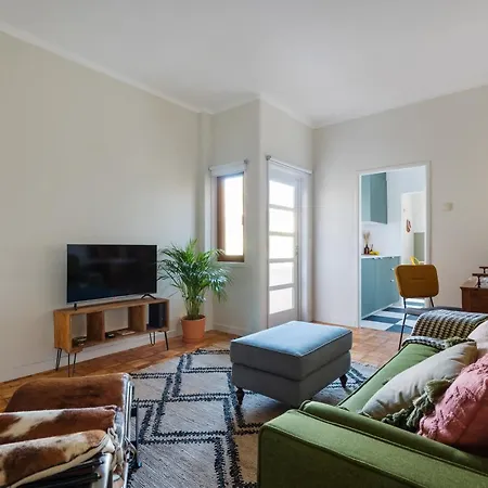 Trendy And Modern 3br Family Apartamento Oporto