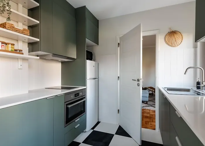 Trendy And Modern 3br Family Appartement