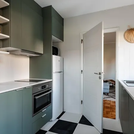 Trendy And Modern 3br Family Apartmán